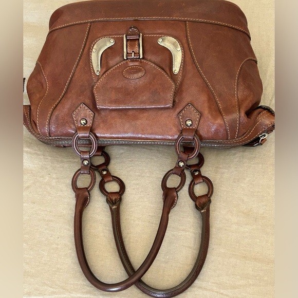 TOD’S Textured Leather Satchel w/dust bag - Picture 14 of 17